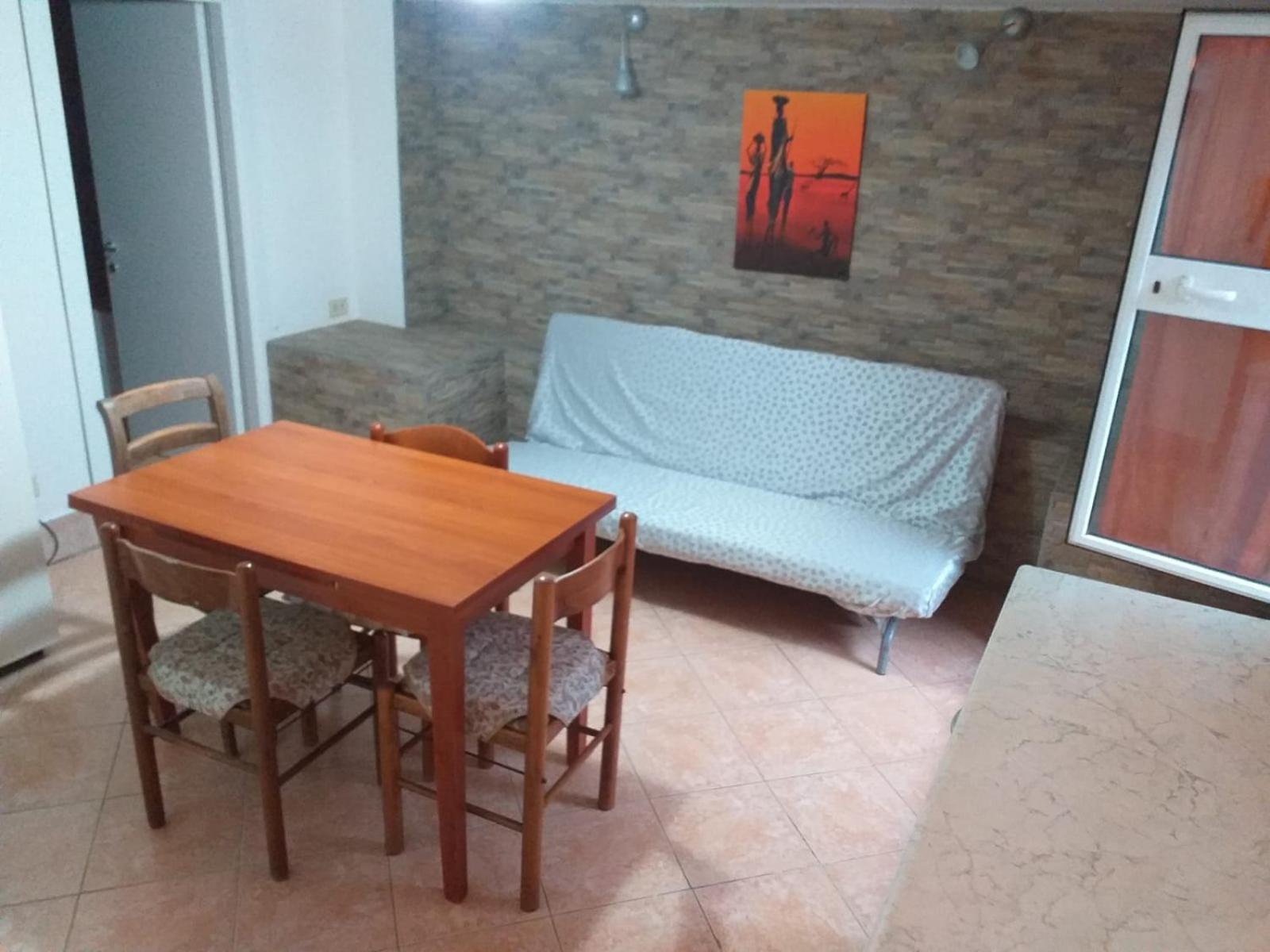 Apartament Garden Basement - Seminterrato Max 4 Ospiti - Fiumicino Vicino Aeroporto E Fiera Zewnętrze zdjęcie
