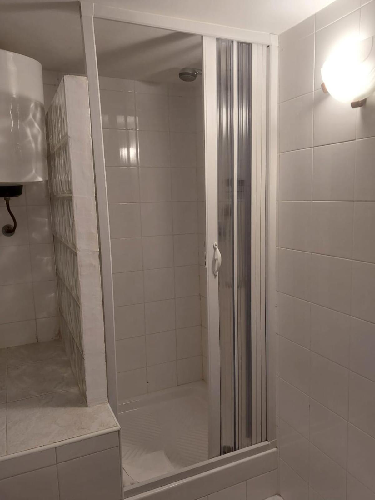 Apartament Garden Basement - Seminterrato Max 4 Ospiti - Fiumicino Vicino Aeroporto E Fiera Zewnętrze zdjęcie